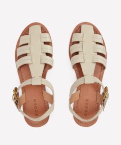 Paceandprose.shop1c8a8d1038 5