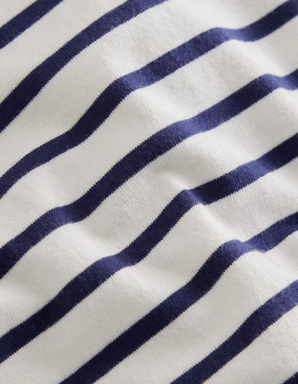 Paceandprose.shop2f3f63fdac 3