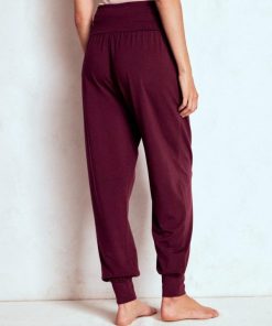 Paceandprose.shop65ae8469f1 3