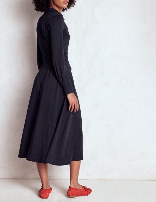 Paceandprose.shop8f664ef935 3