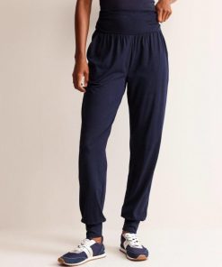 Paceandprose.shop919ce298ce 4