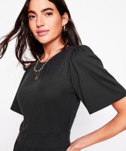 Paceandprose.shopb5d522cb07 2