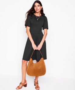 Paceandprose.shopb5d522cb07 4