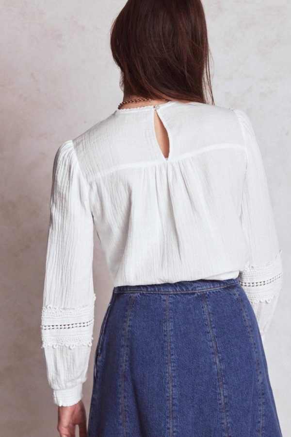 Paceandprose.shopb61dcf4049 3